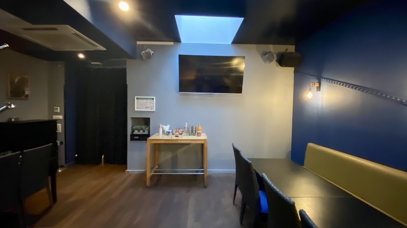 Privatisation bar et restaurant avec terrain de petanque pour 20 personnes à Lyon