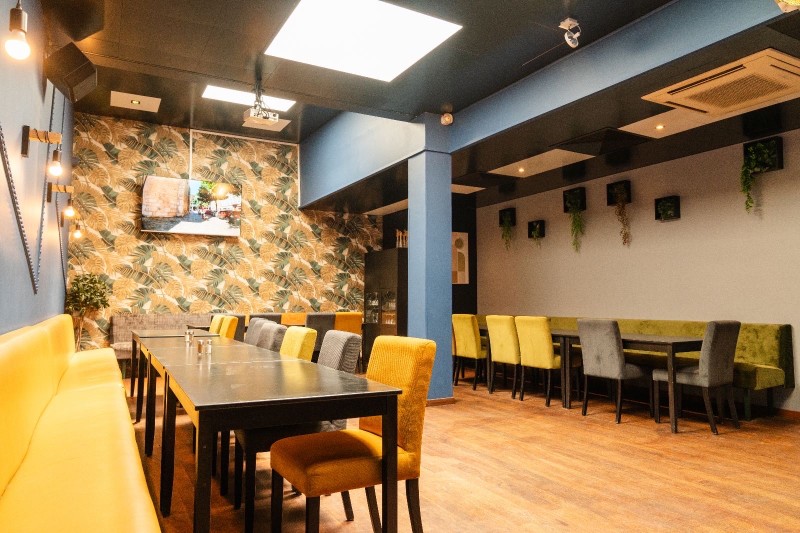 Privatisation bar et restaurant avec terrain de petanque pour 20 personnes à Lyon