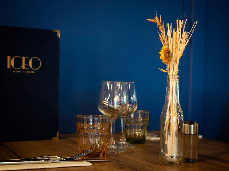 Restaurant à Lyon pour célébrer la Saint Valentin 14 février en couple ou entre amis: menu spécial Saint-Valentin chez ICEO