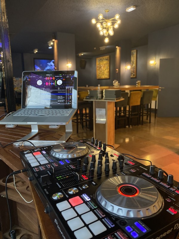 Bar afterwork avec DJ à Lyon 7 : tous les vendredi !