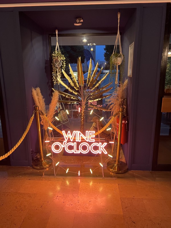 Privatisation de restaurant et bar pour anniversaire de plus de 20 personnes à Lyon 7 près de Gerland et Jean-Macé