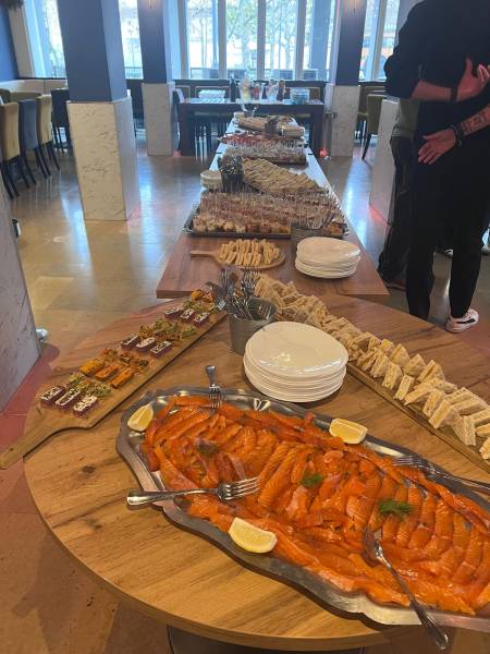 Restaurant pour séminaire à Lyon : buffet, cocktails, terrasse, animations et soirées dansantes chez ICEO