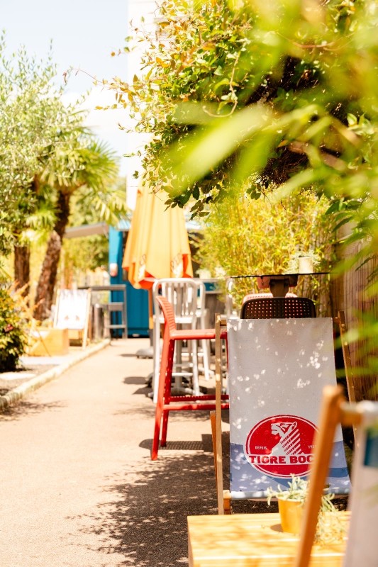 Bar afterwork Lyon 7 : tapas, planches et pétanque entre collègues ou entre amis