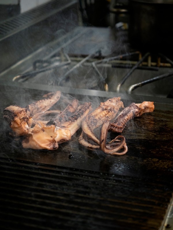 Bar afterwork Lyon 7 : tapas, planches et pétanque entre collègues ou entre amis