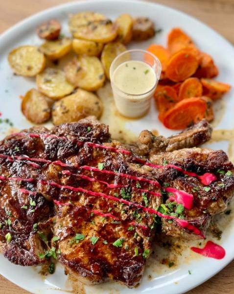 Restaurant ouvert pour la fête des lumières 2025 à Lyon 7 métro Jean-Macé